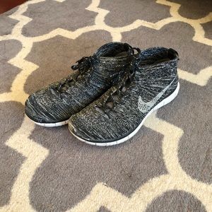 Nike Flyknit Free Run Chukka Limited Edition Oreo